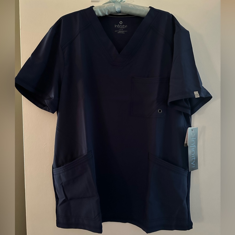 Men’s Cherokee Infinity Scrub Top